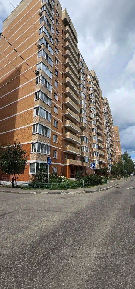 Продажа 3-комн квартиры на вторичном рынке Апрелевка, улица Островского, 34