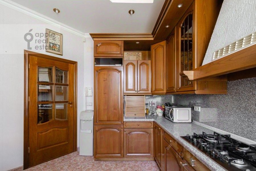 Продажа 4-комн квартиры на вторичном рынке Тверская улица, 29к1