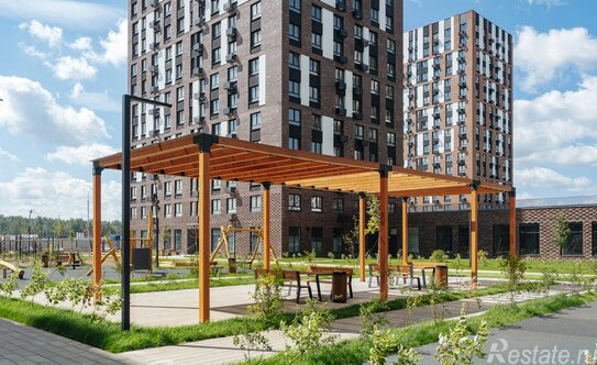 Продажа 2-комн квартиры на вторичном рынке Мисайлово д, Молодежный (Пригород Лесное мкр) б-р,  д. 3