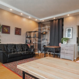 Аренда 2-комн квартиры на вторичном рынке Каменщики Б. ул,  д. 2