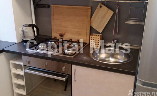 Аренда 2-комн квартиры на вторичном рынке улица Константина Федина,  д. 10