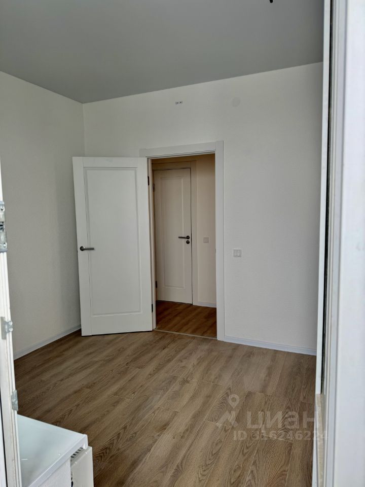 Продажа 2-комн квартиры на вторичном рынке Колпино, проспект Ленина, 60