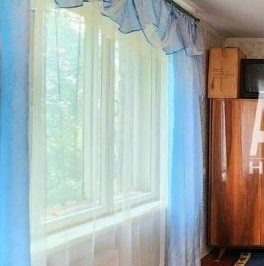 Продажа 3-комн квартиры на вторичном рынке Кириши, Советская улица, 12