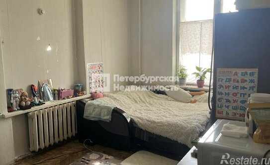 Продажа 3-комн квартиры на вторичном рынке улица Харченко,  д. 17