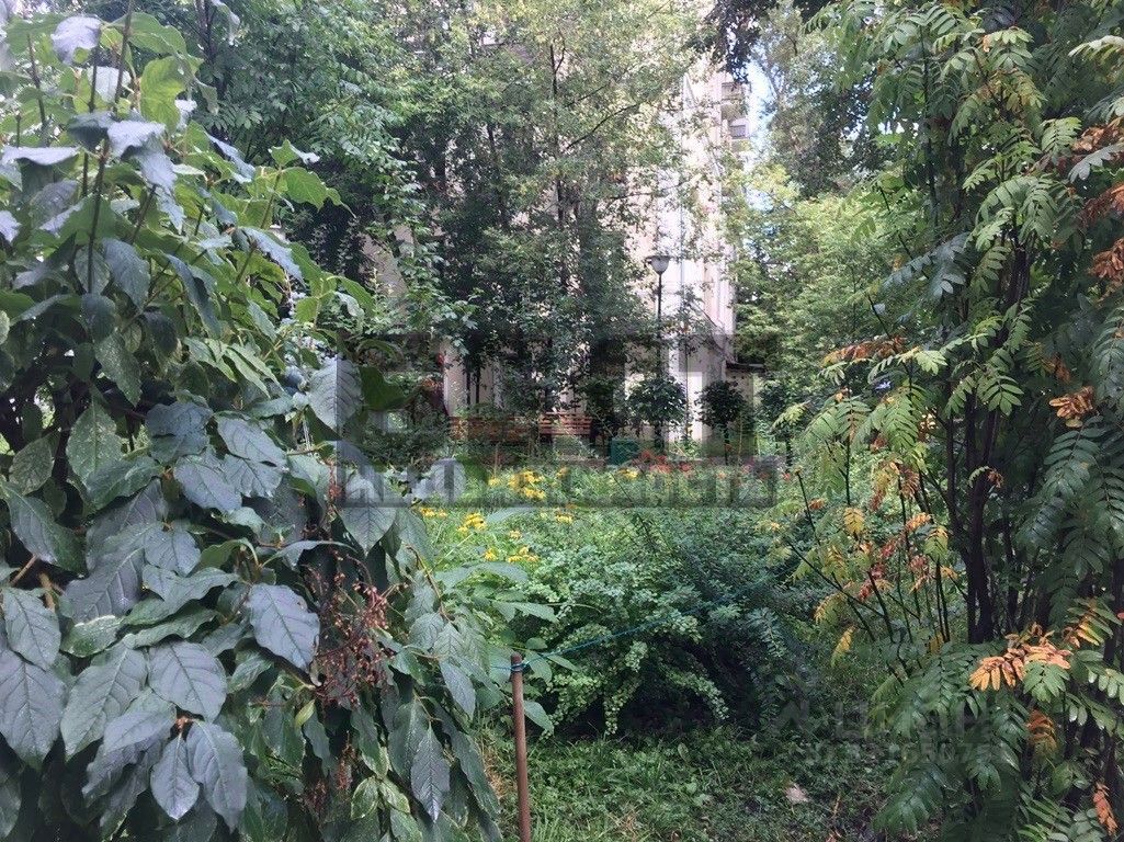 Продажа 6-комн квартиры на вторичном рынке улица Петровка, 26С2