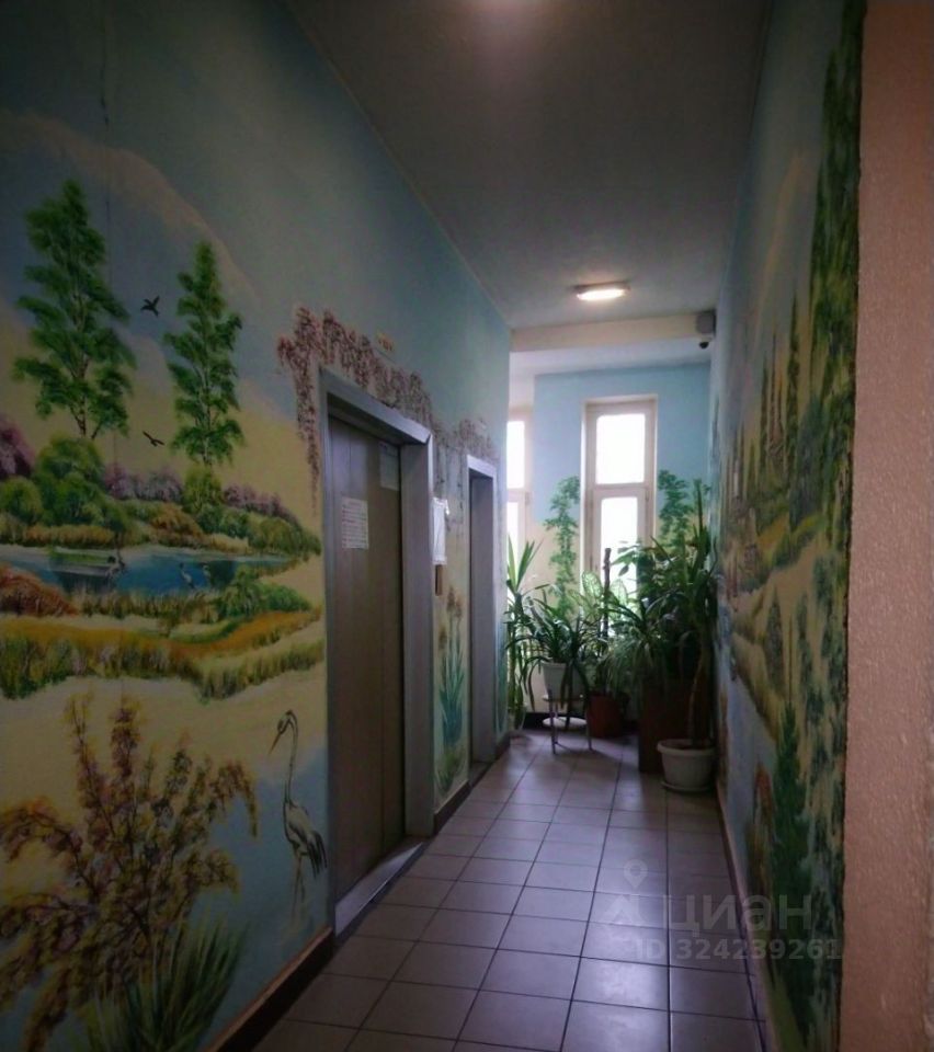 Продажа 3-комн квартиры на вторичном рынке улица Марьинский Парк, 17К2