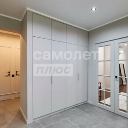 Продажа 4-комн квартиры на вторичном рынке Хлебозаводский проезд