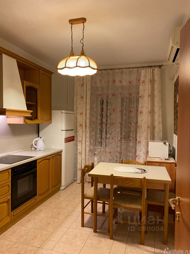 Аренда 1-комн квартиры на вторичном рынке Реутов, ул Южная,  д. 13