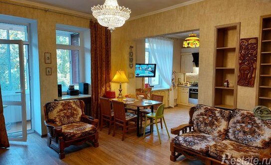 Продажа 3-комн квартиры на вторичном рынке улица Маршала Бирюзова,  д. 8 к1