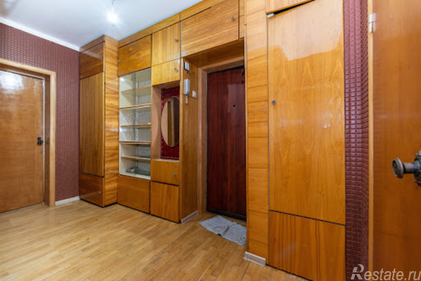 Продажа 2-комн квартиры на вторичном рынке Большие Каменщики ул,  д. 21/8