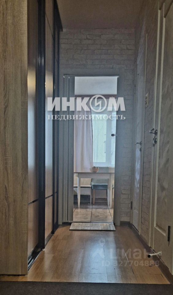 Продажа 3-комн квартиры на вторичном рынке проезд Черепановых, 38к1