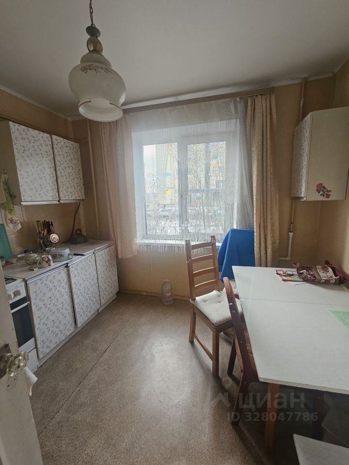 Продажа 2-комн квартиры на вторичном рынке Наро-Фоминск, улица Полубоярова, 3
