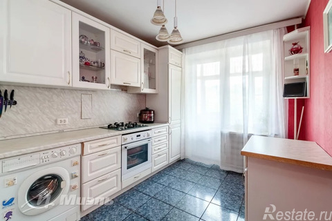 Продажа 3-комн квартиры на вторичном рынке ул. Синичкина 2-я,  д. 13