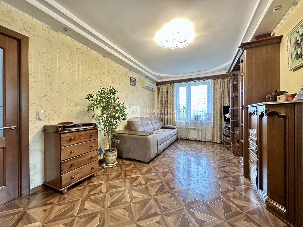 Продажа 3-комн квартиры на вторичном рынке Реутовская улица, 14