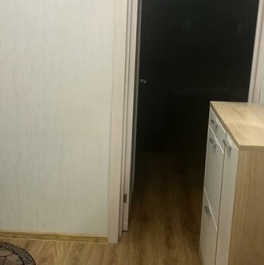 Продажа 1-комн квартиры на вторичном рынке Нововатутинская 3-я ул,  д. 11