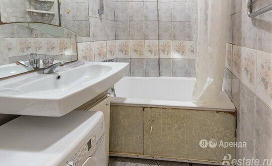 Аренда 3-комн квартиры на вторичном рынке Мясниковская 1-я ул,  д. 14