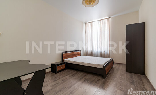 Продажа 4-комн квартиры на вторичном рынке улица Машкова,  д. 16