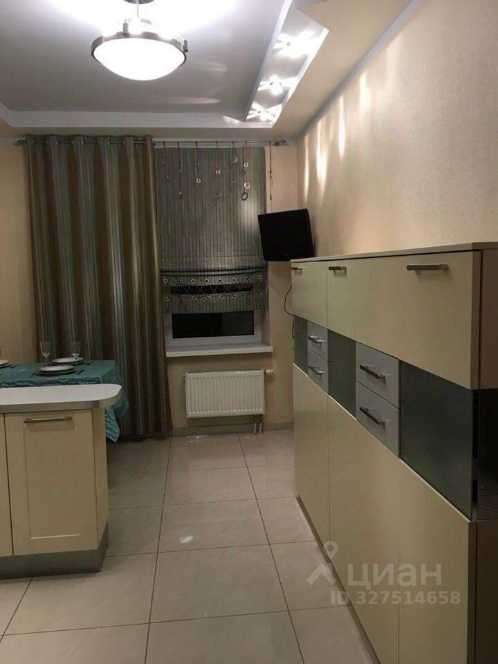 Продажа 2-комн квартиры на вторичном рынке улица Кораблестроителей, 30