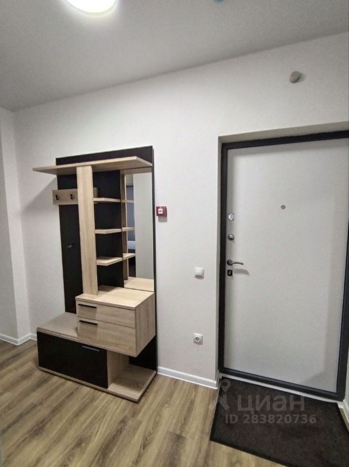 Аренда 2-комн квартиры на вторичном рынке улица 3-я Нововатутинская,  д. 4