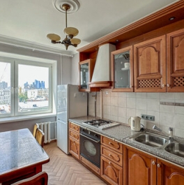 Продажа 3-комн квартиры на вторичном рынке Никитский б-р,  д. 17