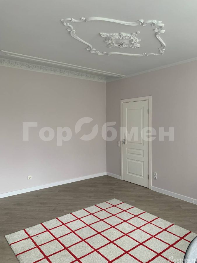 Продажа 4-комн квартиры на вторичном рынке Рочдельская улица,  д. 11/5
