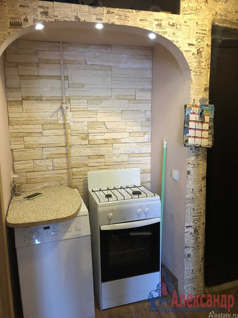 Продажа 1-комн квартиры на вторичном рынке Выборг г., Морская наб.,  д. 30
