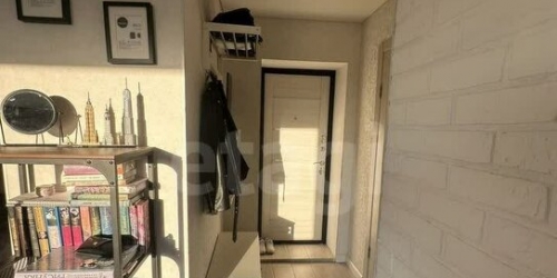 3-комн квартира Лахтинская улица,  д. 25Б