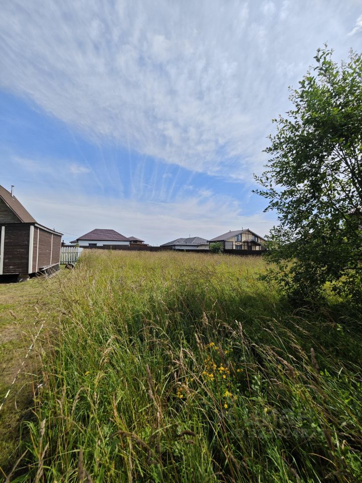 Продажа земли д. Мухоловка, улица Солнечная, 215