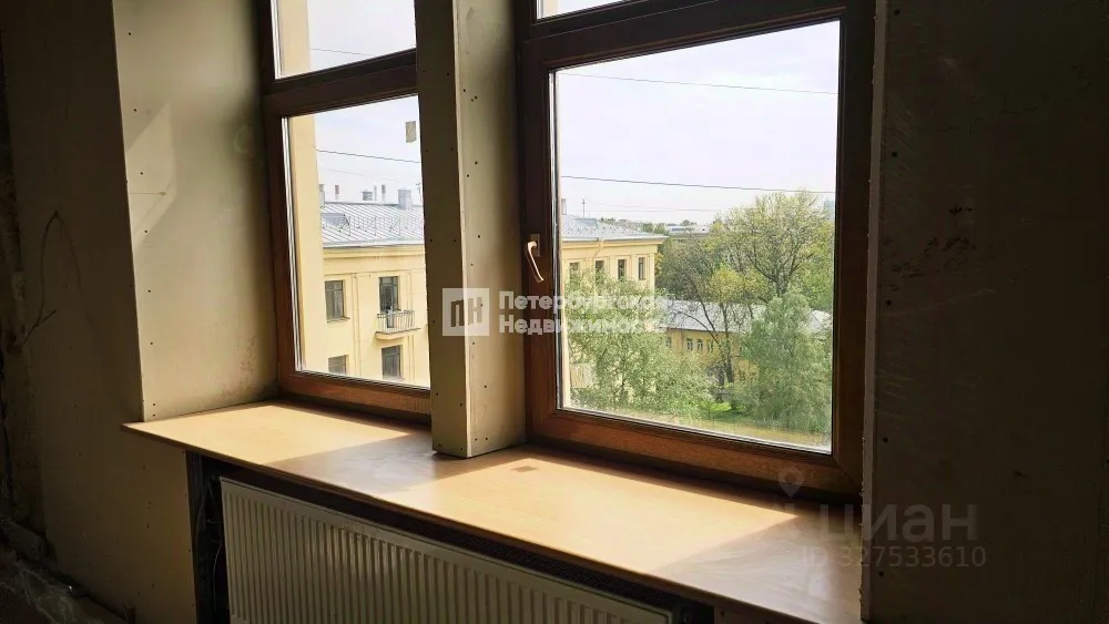 Продажа 3-комн квартиры на вторичном рынке улица Зенитчиков, 3к1