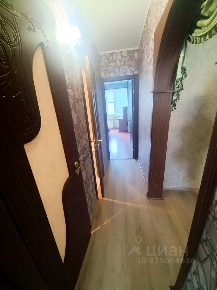 Продажа 3-комн квартиры на вторичном рынке пос. Горки-10, 31