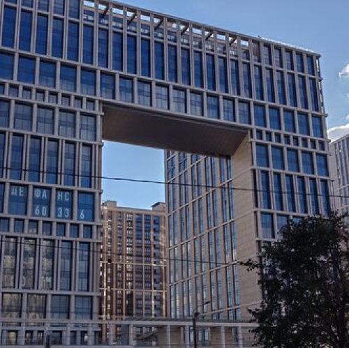 2-комн квартира улица Типанова,  д. 22 с1