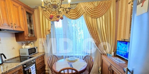 3-комн квартира улица Пришвина,  д. 17
