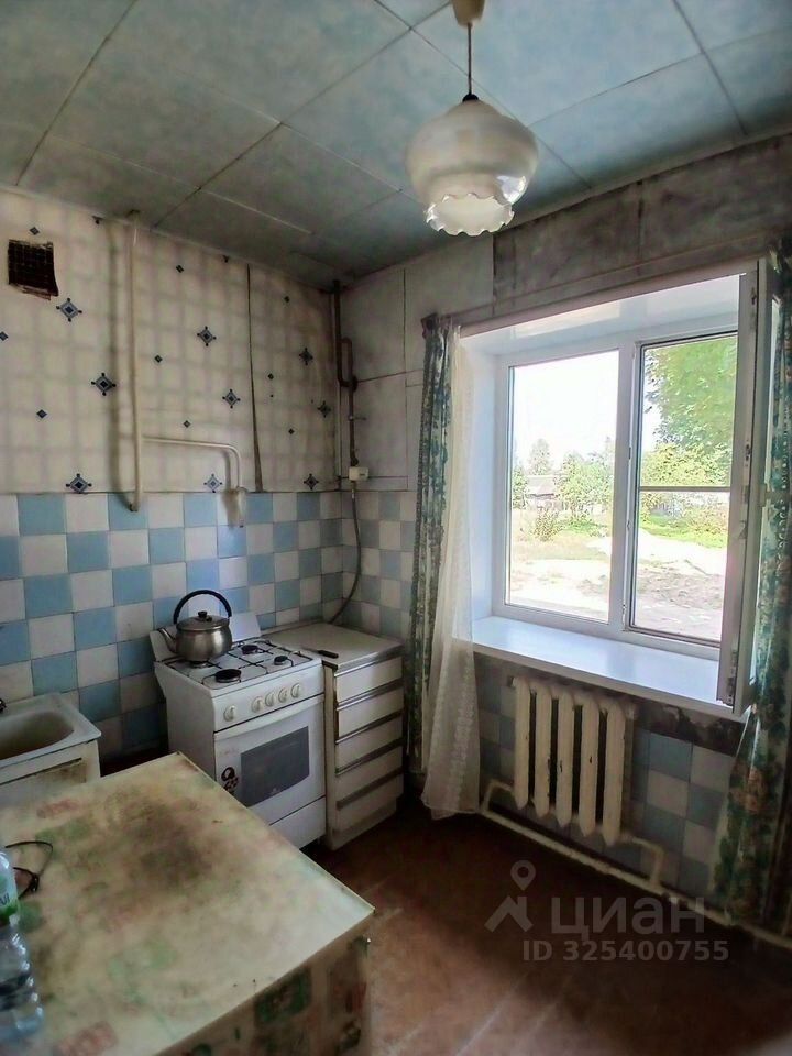 Продажа 3-комн квартиры на вторичном рынке д. Губино, улица Пролетарская,  д. 14