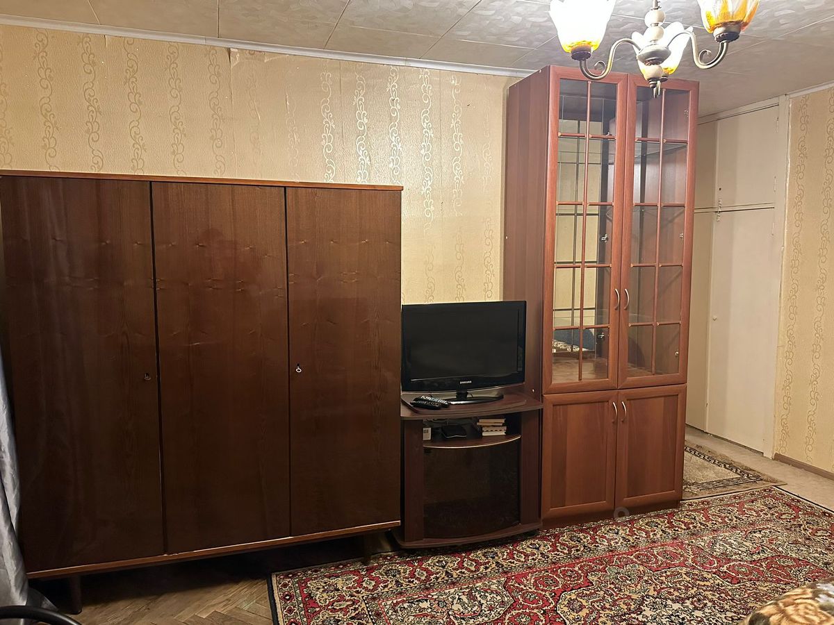 Аренда 2-комн квартиры на вторичном рынке улица Костякова, 17К2