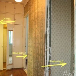 Продажа 2-комн квартиры на вторичном рынке улица Есенина,  д. 8 к1