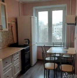 Продажа 2-комн квартиры на вторичном рынке Калошин пер,  д. 6,  к. 1