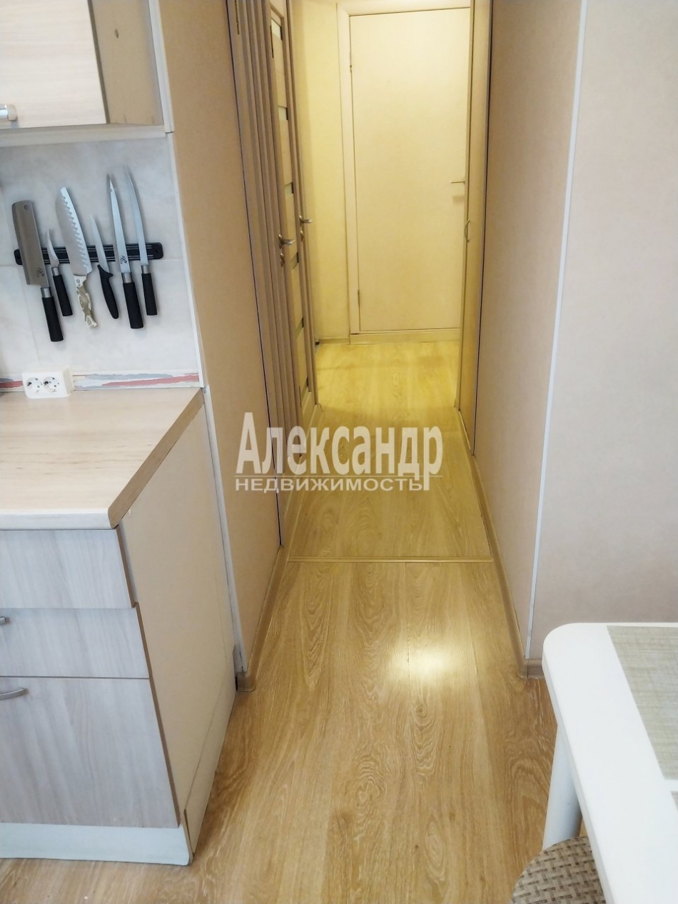 Продажа 1-комн квартиры на вторичном рынке Пионерстроя ул. ,  д. 6