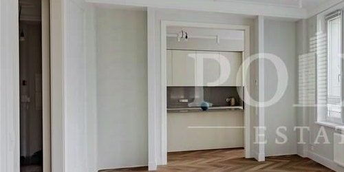 4-комн квартира Краснобогатырская улица, 90С22