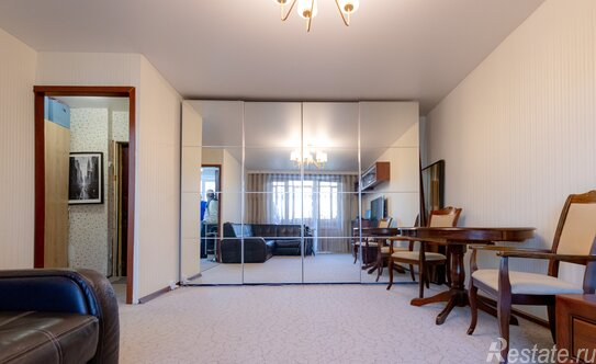 Продажа 1-комн квартиры на вторичном рынке Открытое ш,  д. 25 к1