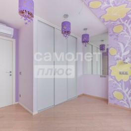 Продажа 4-комн квартиры на вторичном рынке Красногорск, ул Лесная,  д. 14