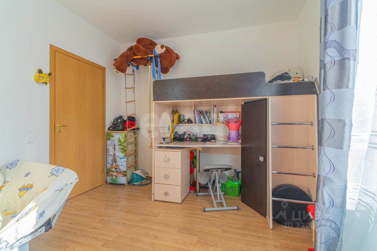 Продажа 2-комн квартиры на вторичном рынке Туристская улица, 22