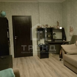 Продажа 4-комн квартиры на вторичном рынке Петергоф г, Ропшинское ш,  д. 3 к6