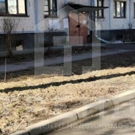 Продажа 2-комн квартиры на вторичном рынке Колпино г, Ленина пр-кт,  д. 13,  к. 3