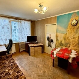 Продажа 3-комн квартиры на вторичном рынке улица Крыленко,  д. 25 к3