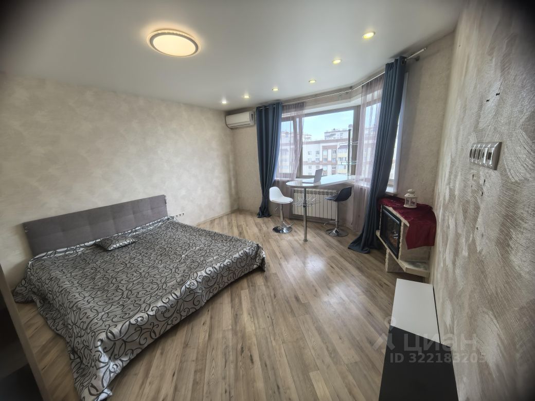 Продажа студии Южный мкр, улица Курыжова, 14