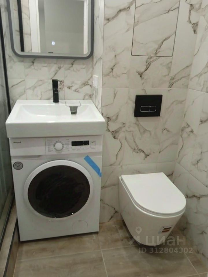 Продажа 2-комн квартиры на вторичном рынке Днепропетровская улица, 27к1