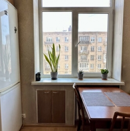 Продажа 2-комн квартиры на вторичном рынке улица Бабушкина,  д. 59