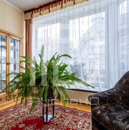 Продажа 4-комн квартиры на вторичном рынке Утиная 1-я ул,  д. 32