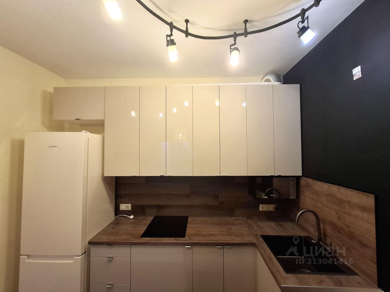 Аренда 1-комн квартиры на вторичном рынке Левел Лесной ЖК, Отрадное пгт, улица Кленовая, 6