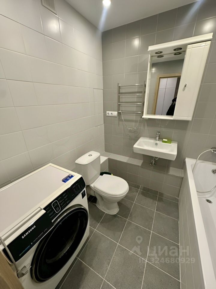 Аренда 1-комн квартиры на вторичном рынке пос. Развилка, проезд Римский, 15